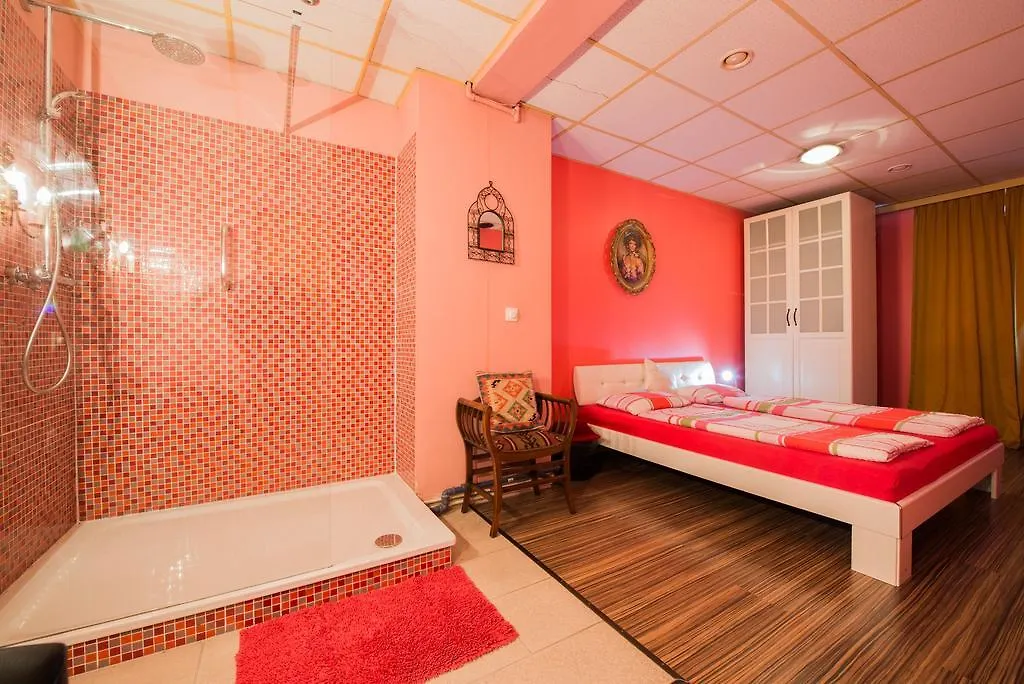 Apartment Zentrum-Prater-Donau Vienna