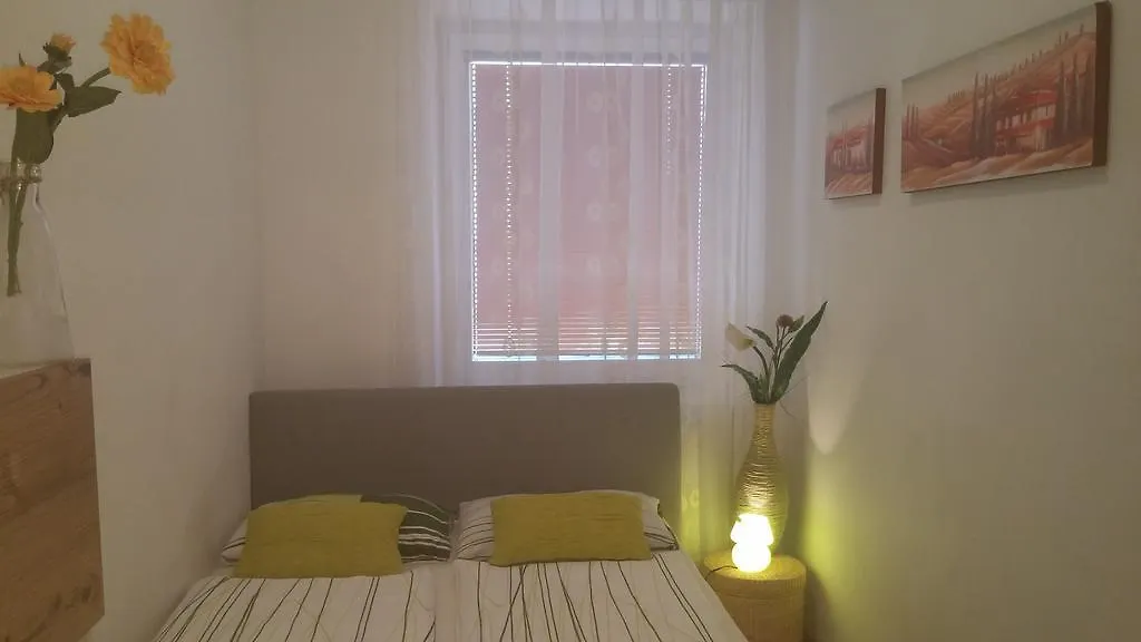 Apartment Zentrum-Prater-Donau Vienna